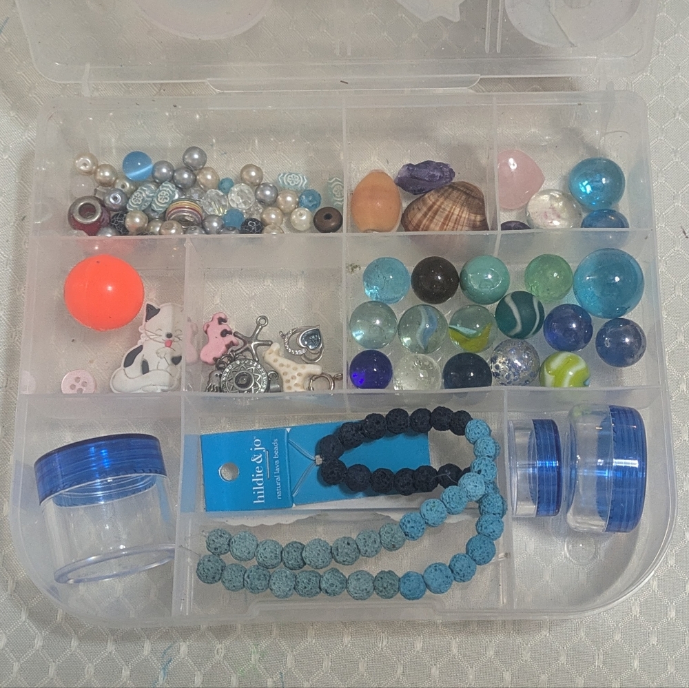 Little Treasures in Organizer